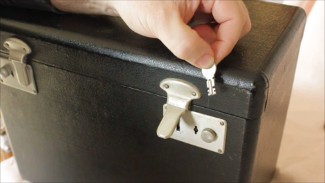 Case Key Tutorial - Singer Featherweight 222