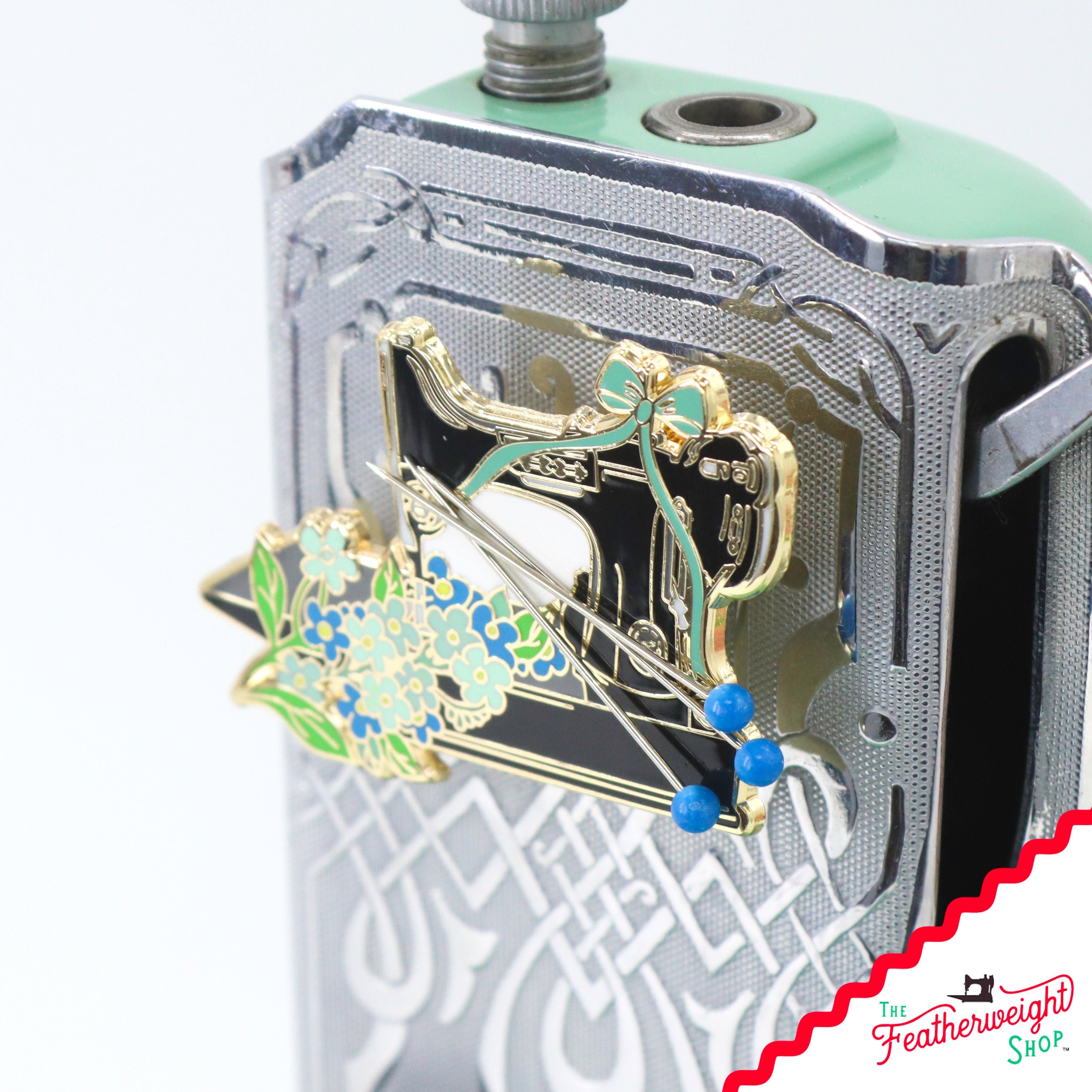 Needle Minder, PIN PAL - Singer Featherweight Forget-Me-Not