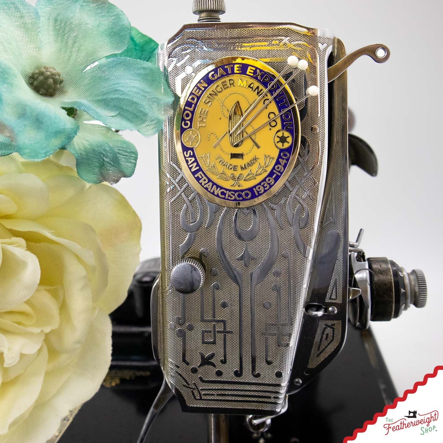 Needle Minder, PIN PAL - GOLDEN GATE Featherweight Badge - San Francisco 1939 - 1940