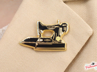 Load image into Gallery viewer, Lapel Pin - Enamel BLACK Featherweight