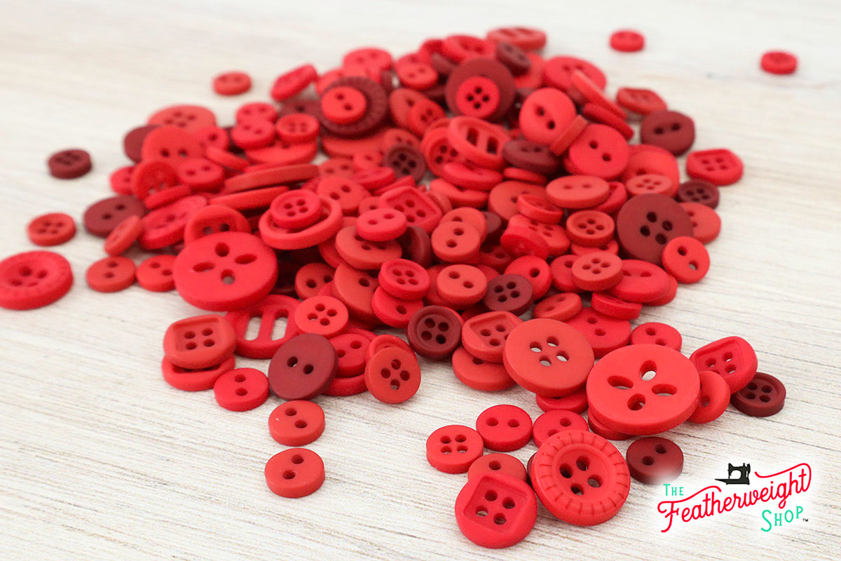 Buttons, Barndoor Cute Little Button Packet by Lori Holt