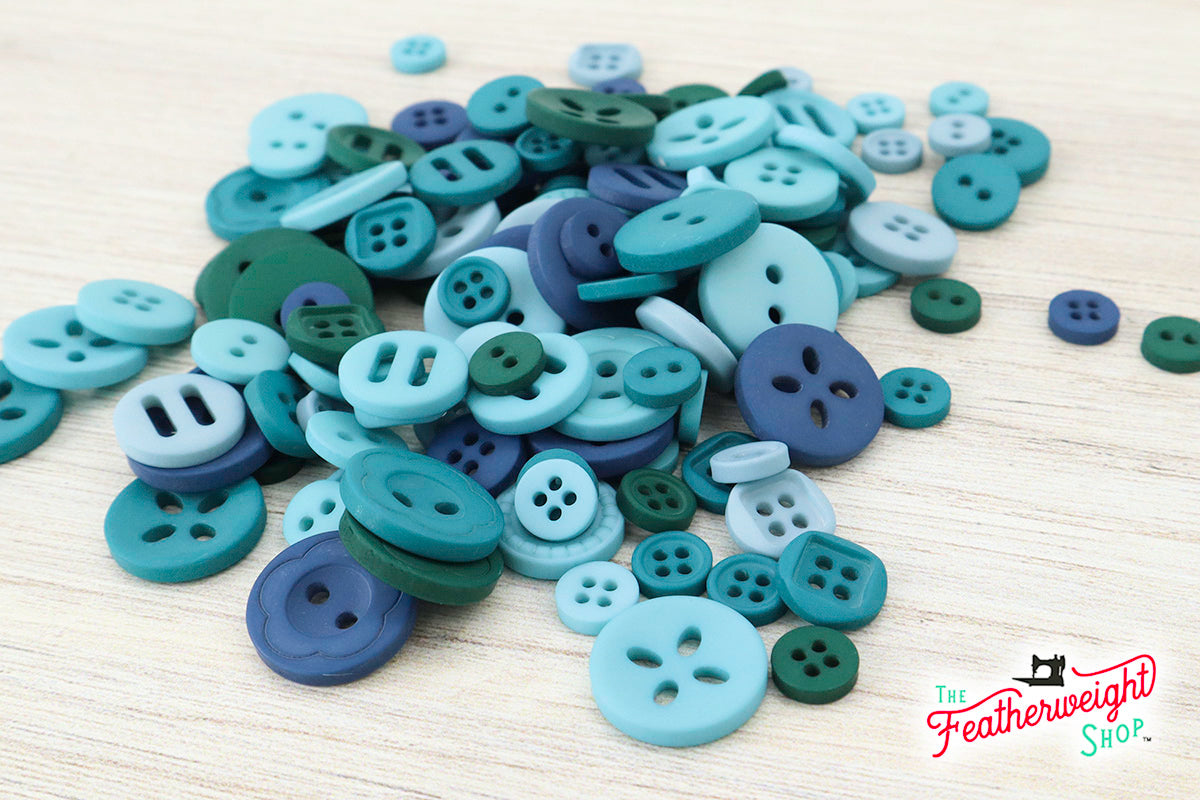 Buttons, Porch Swing Cute Little Button Packet by Lori Holt