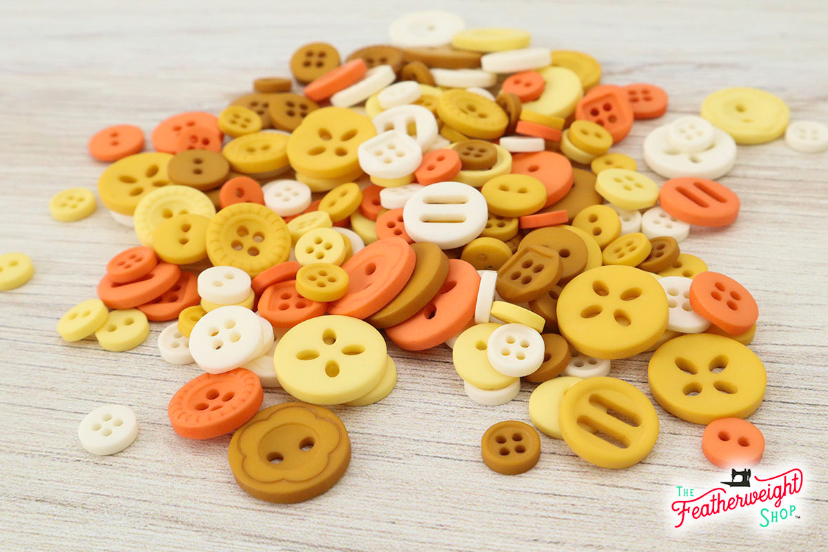 Buttons, Sunshine Cute Little Button Packet by Lori Holt