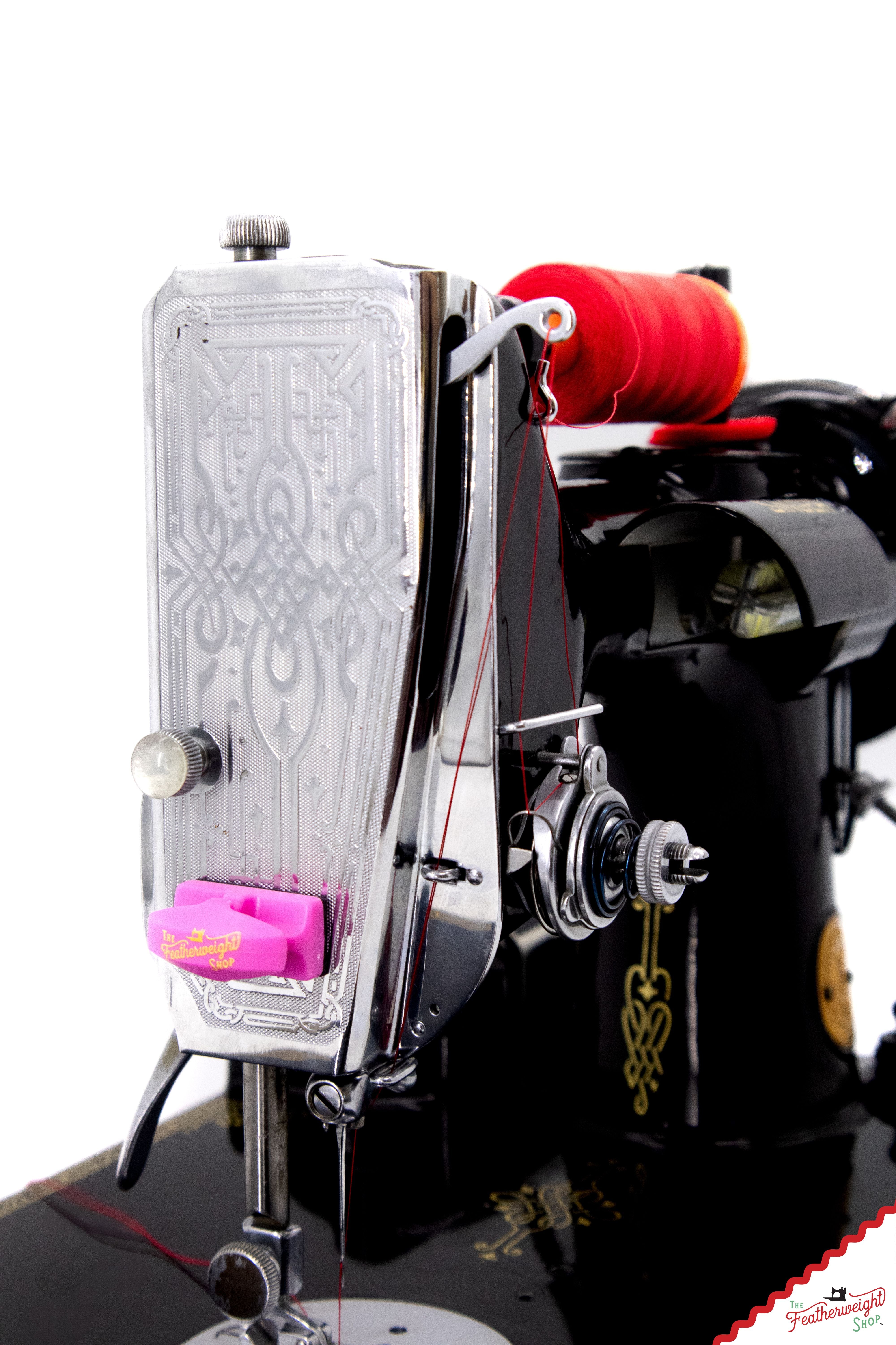 Thread Cutterz - PINK Featherweight Shop Edition