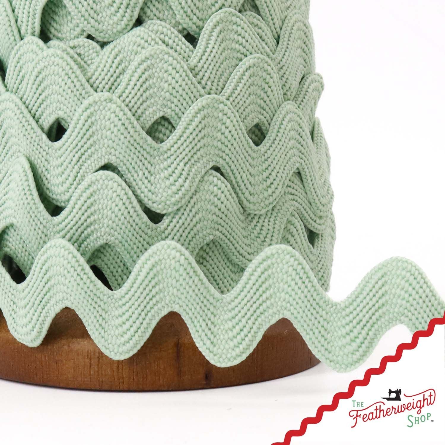 5/8" Inch SAGE Vintage Trim Large RIC RAC by Lori Holt (by the yard)