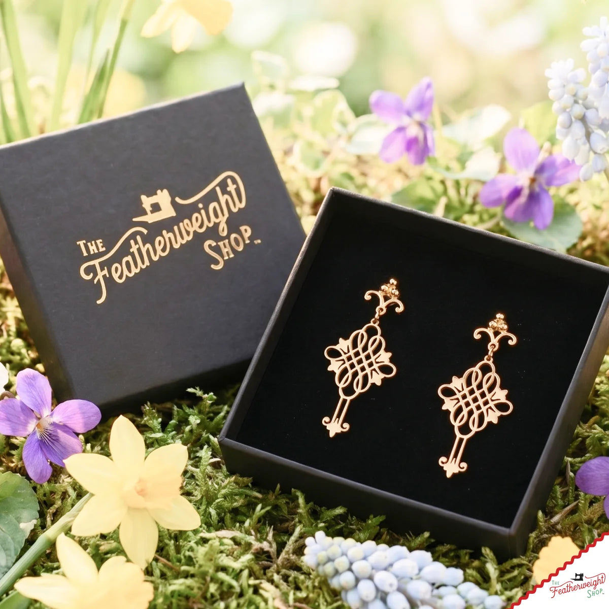Jewelry, Singer Featherweight CELTIC KNOT Gold, EARRINGS