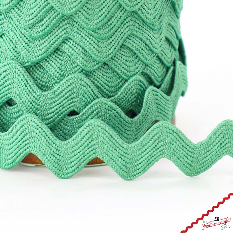 5/8" Inch ALPINE VINTAGE TRIM Large RIC RAC by Lori Holt (by the yard)