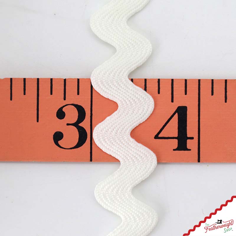5/8" Inch White CLOUD Vintage Trim Large RIC RAC by Lori Holt (sold by the yard)