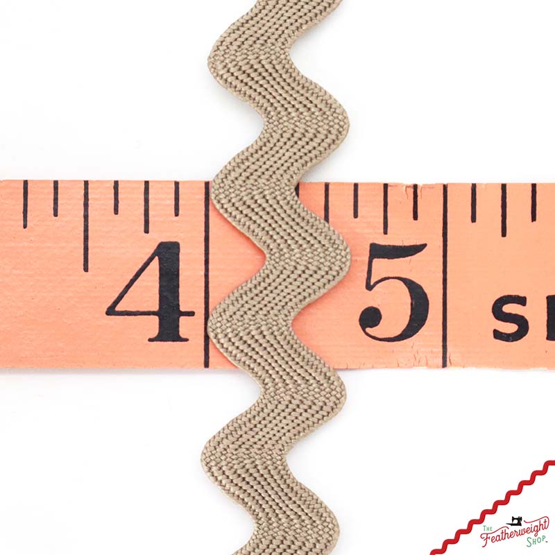 5/8" Inch PEBBLE VINTAGE TRIM Large RIC RAC by Lori Holt (by the yard)