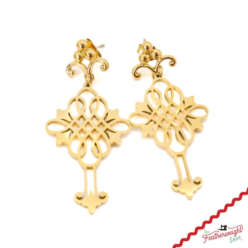 Jewelry, Singer Featherweight CELTIC KNOT Gold, EARRINGS