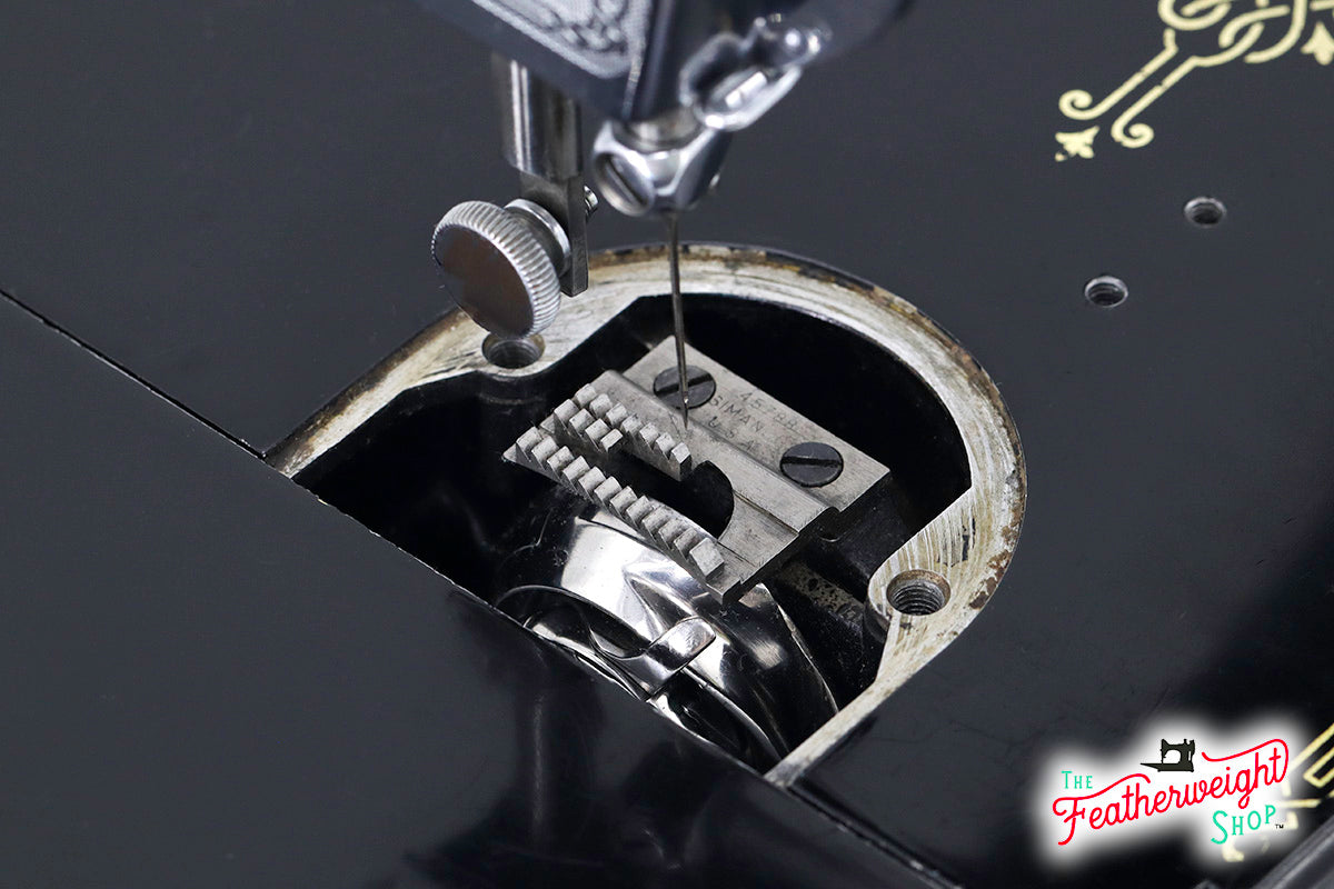 Feed Dogs with Screws, Singer Featherweight 221 (Vintage Original)