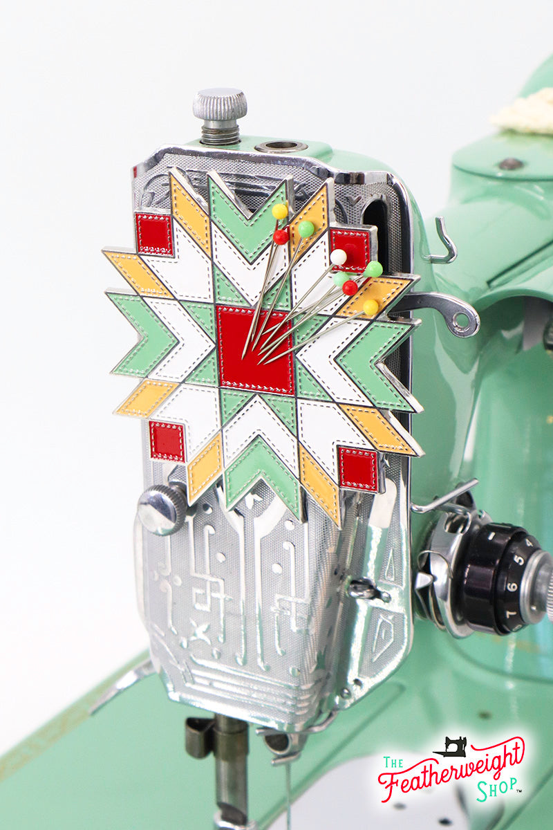 Needle Minder, Gingham Star by Lori Holt -  LARGE