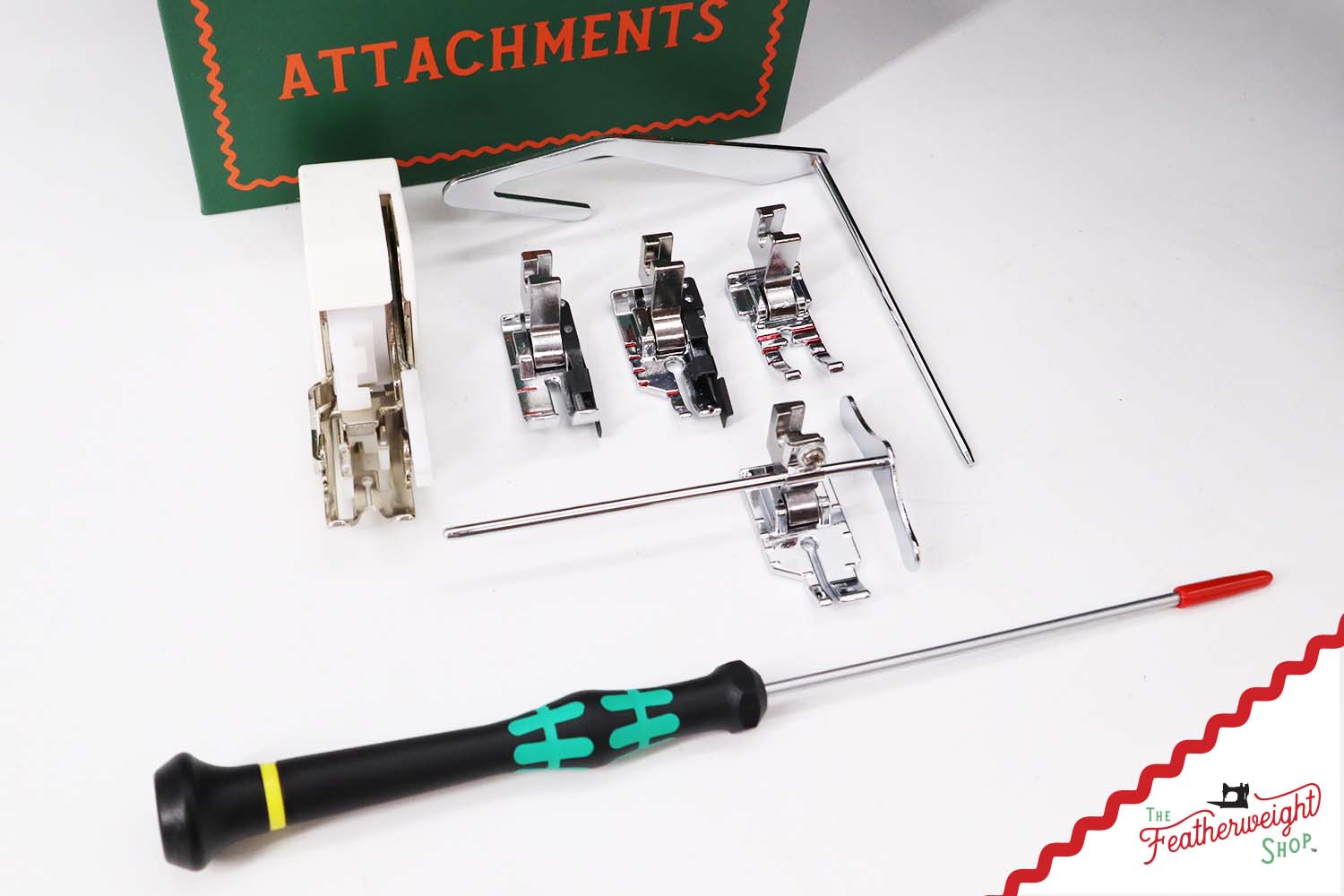 Singer Featherweight 221 Sewing Machine, AL9121** - Quilter's Special!