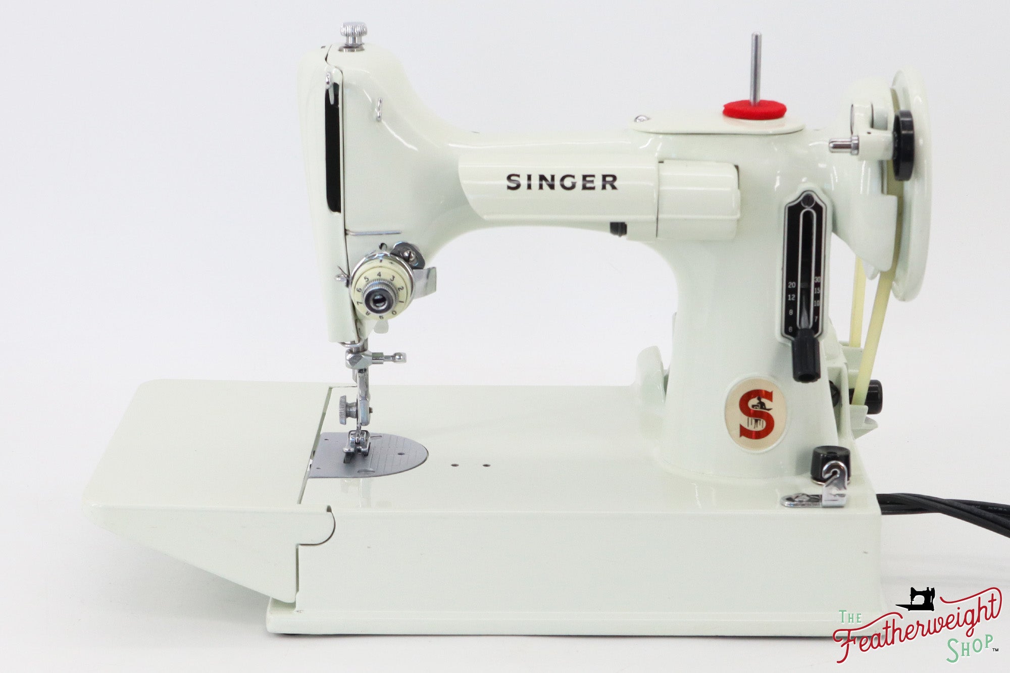 Singer Featherweight 221K Sewing Machine, WHITE EY853*** - RARE Case!