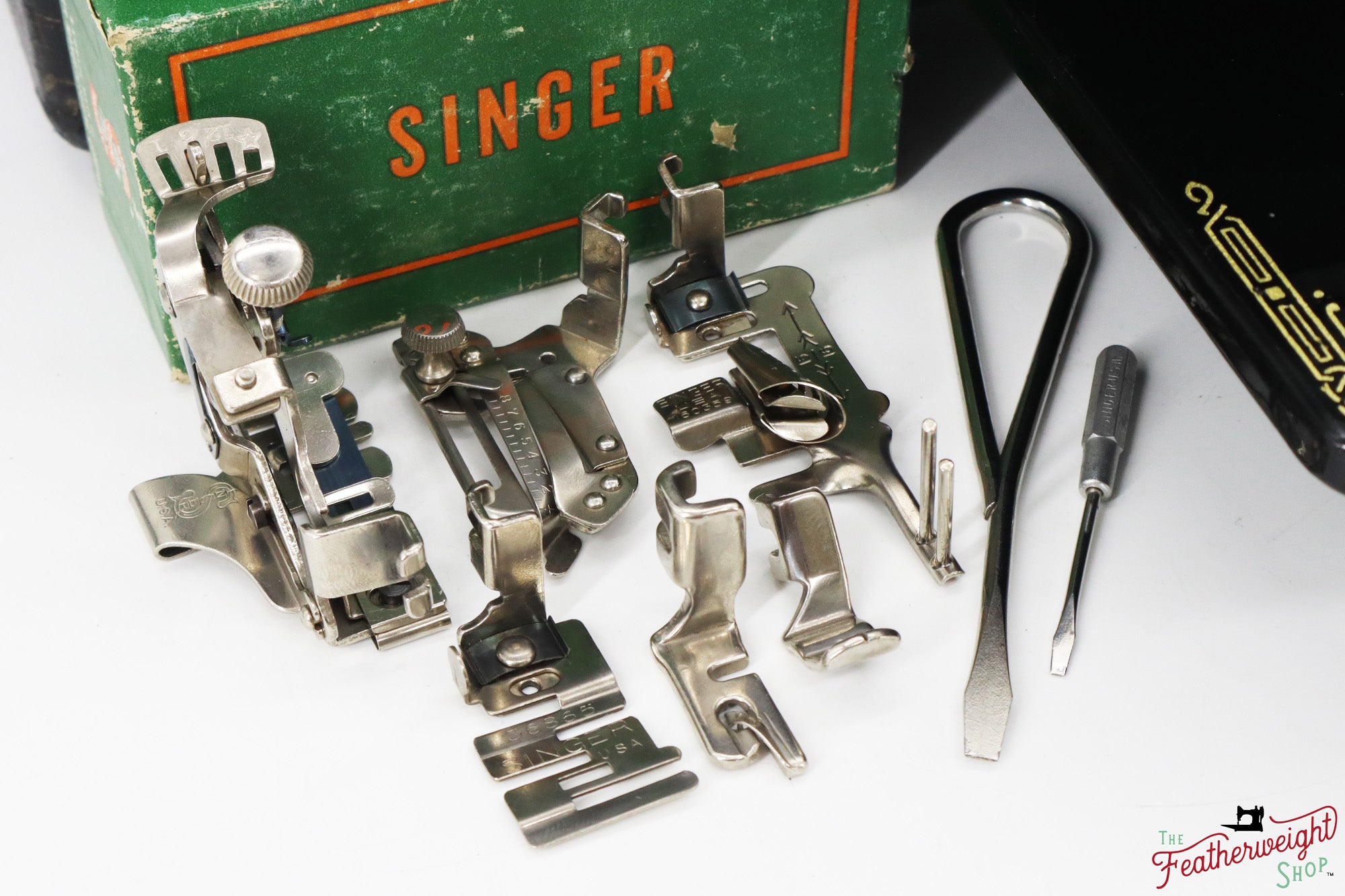 Singer Featherweight 221 Sewing Machine, AH657*** - 1948
