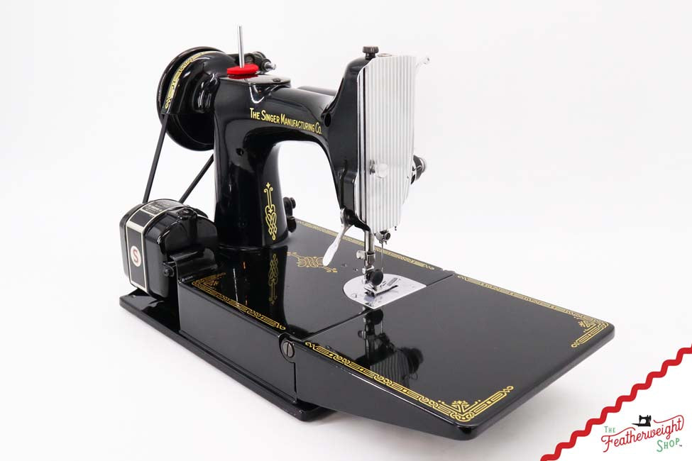 Singer Featherweight 221 Sewing Machine, Centennial: AK594***