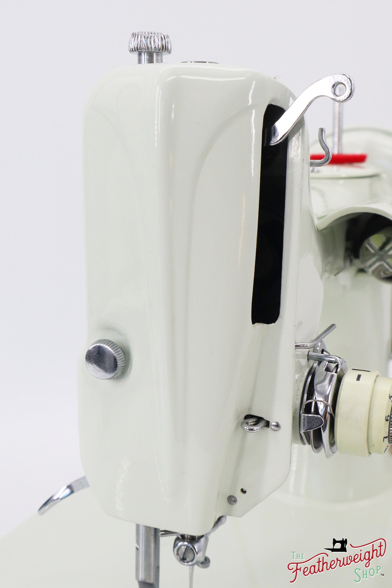 Singer Featherweight 221K Sewing Machine, WHITE EY853*** - RARE Case!