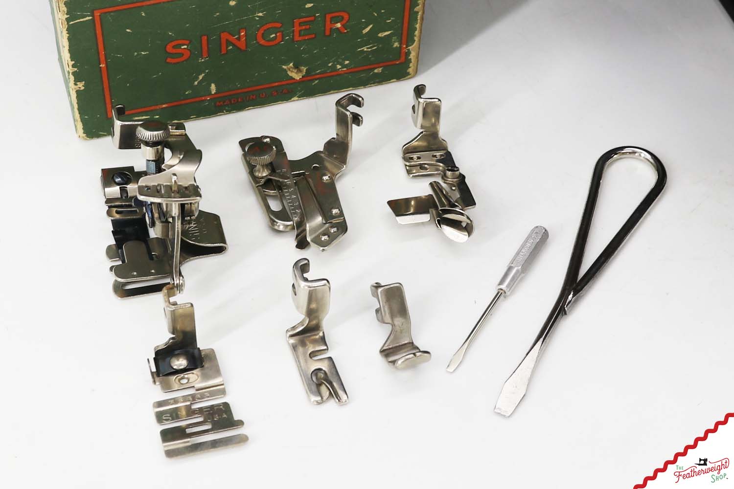 Singer Featherweight 221 Sewing Machine, AF750*** - 1941