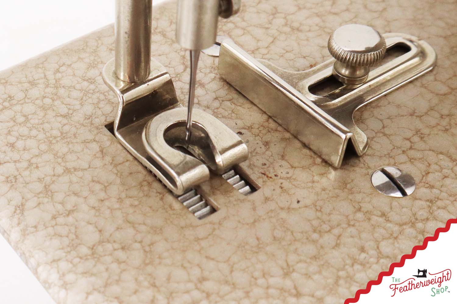 Singer Sewhandy Model 20 - Hammered Wispy Mauve - RARE, Complete Set - Holiday Faire 2025