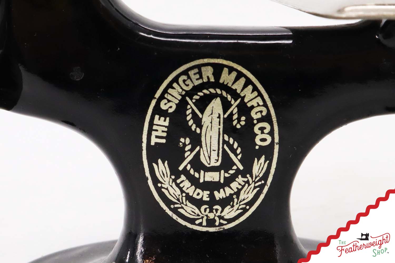 Singer Sewhandy Model 20, Black 8-Spoke - Holiday Faire 2025