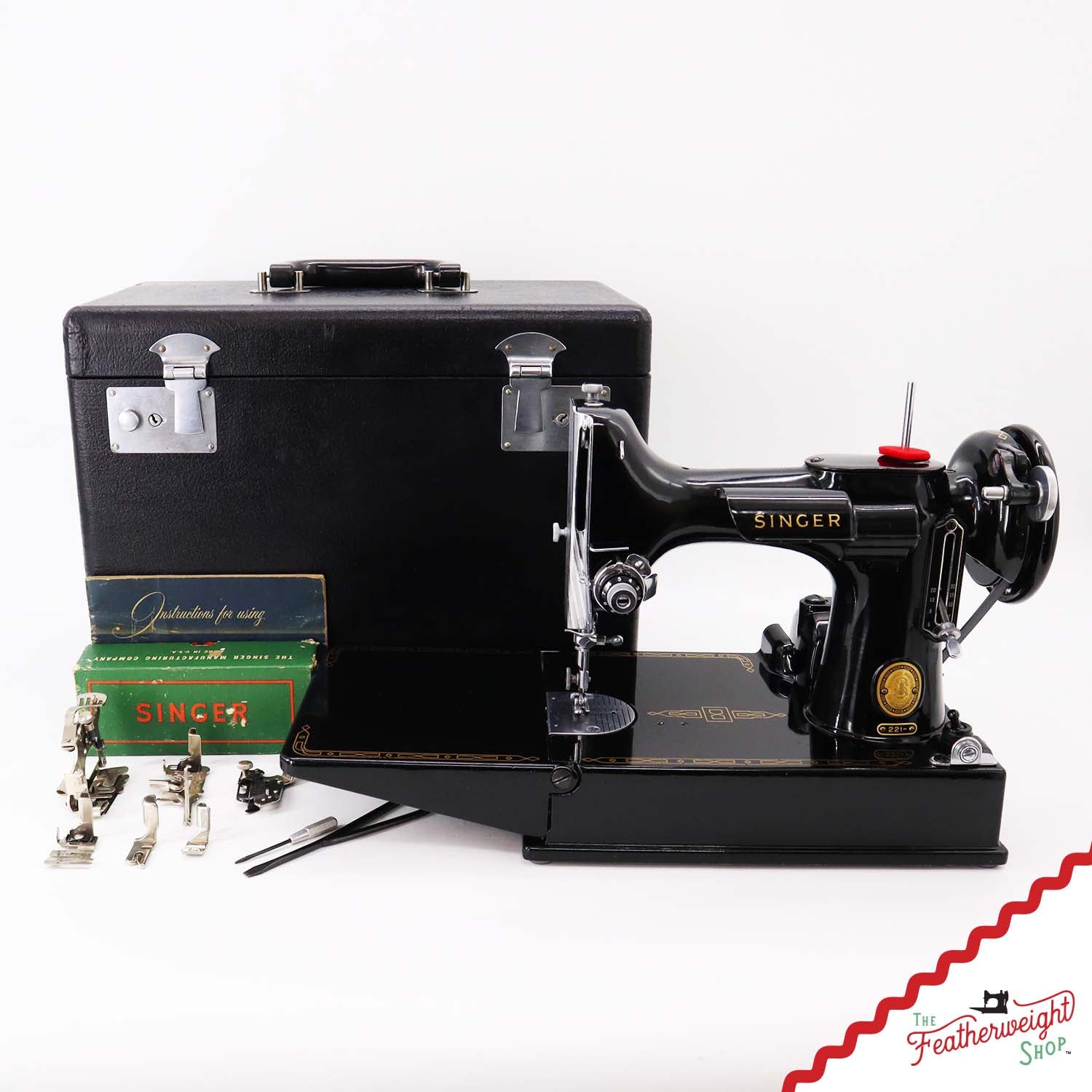 Singer Featherweight 221 Sewing Machine, AM695*** - 1957