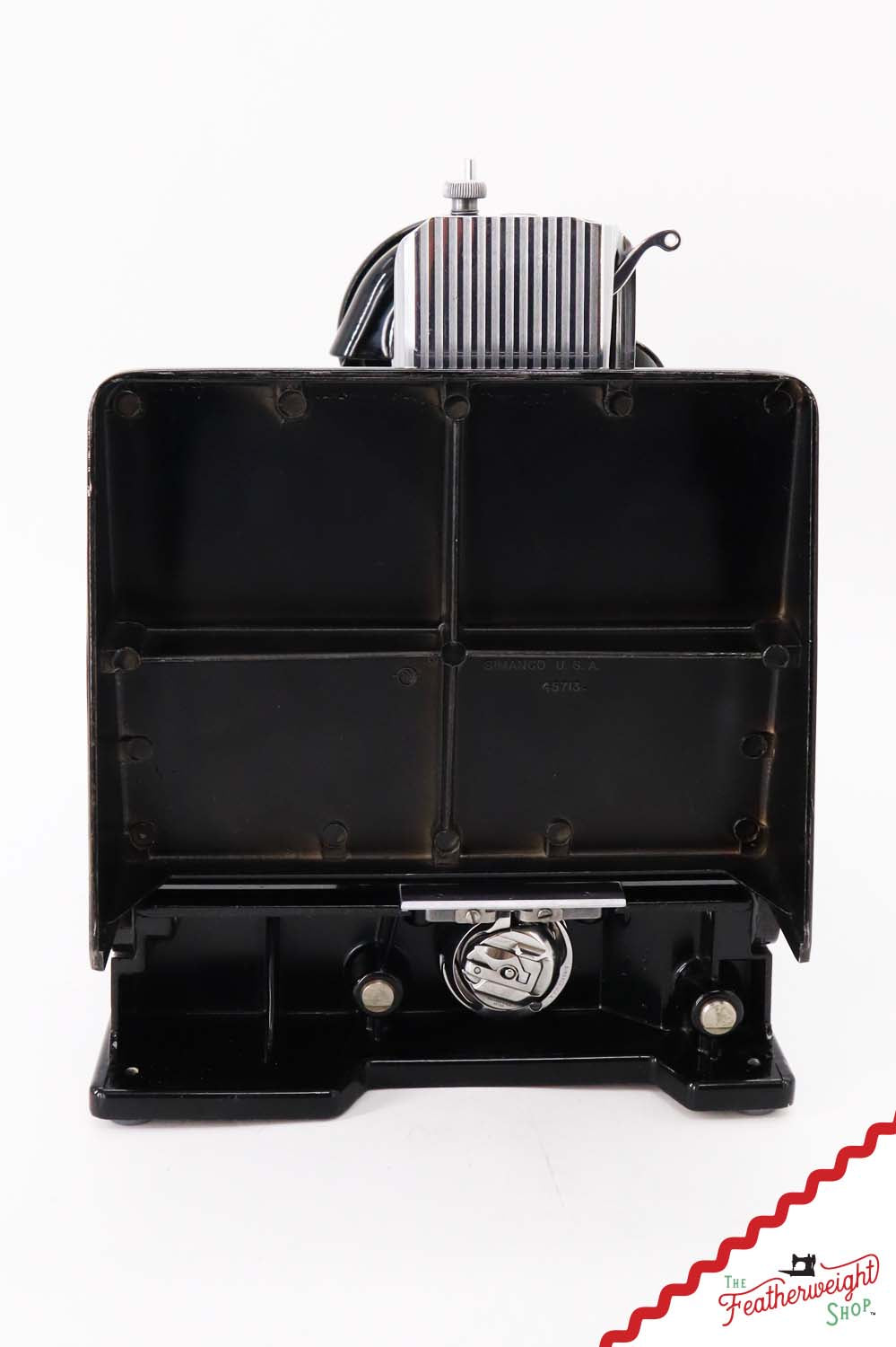 Singer Featherweight 221 Sewing Machine, AM695*** - 1957