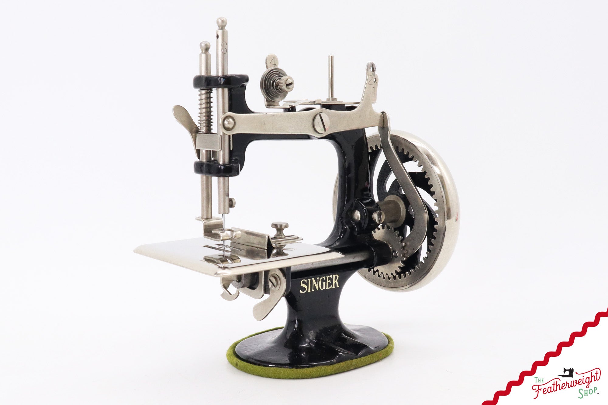 Singer Sewhandy Model 20, Black - September 2025, Faire