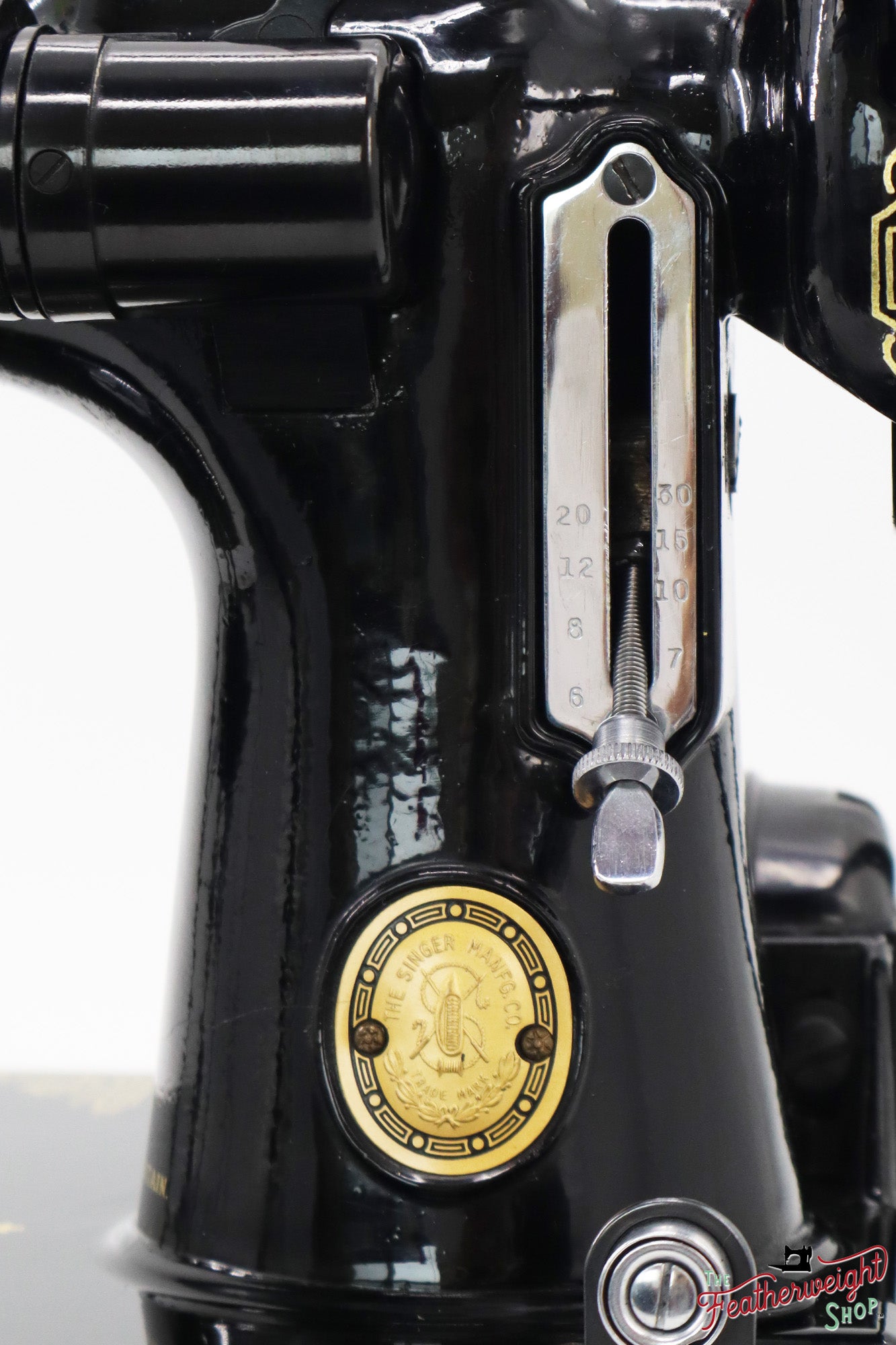 Singer Featherweight Swedish 221K Sewing Machine, EH0030**