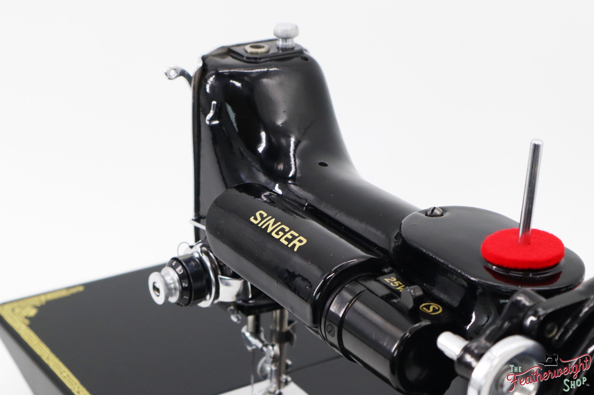 Singer Featherweight Swedish 221K Sewing Machine, EH0030**