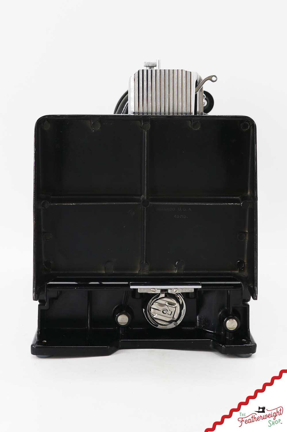 Singer Featherweight 221 Sewing Machine, AM697*** - 1957