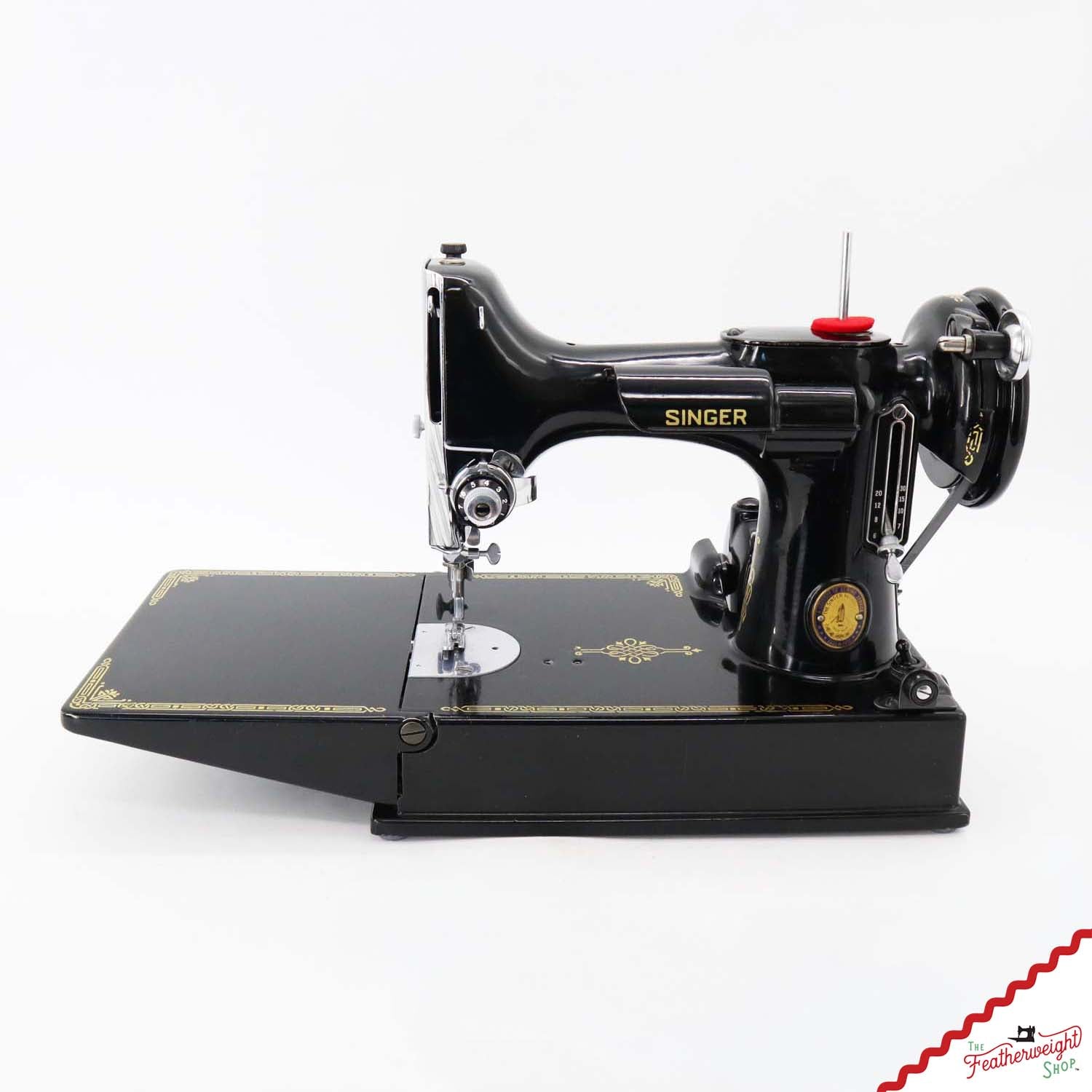 Singer Featherweight 221 Sewing Machine, Centennial: AK616***