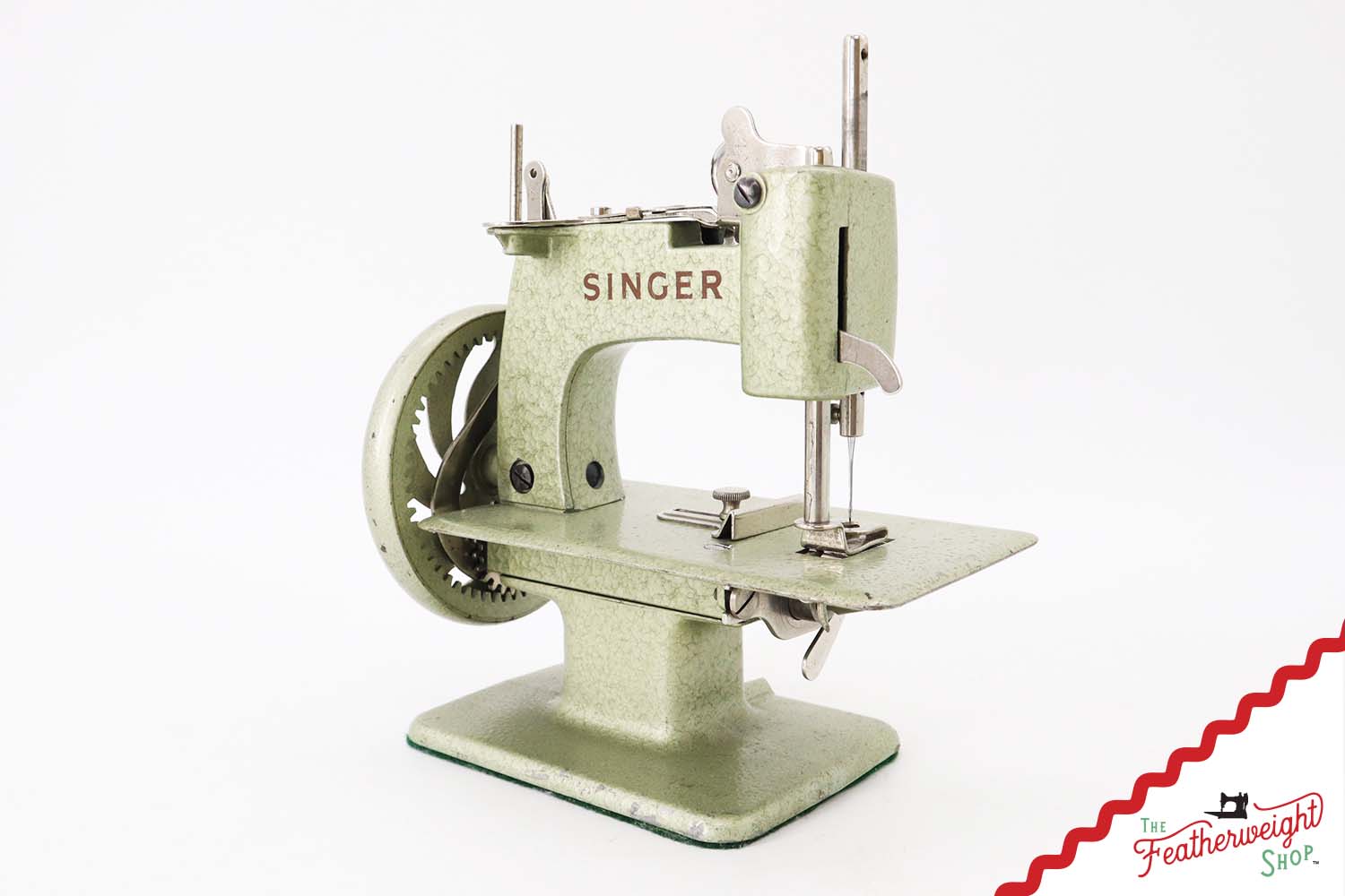 Singer Sewhandy Model 20, Hammered Green - October 2025, Faire