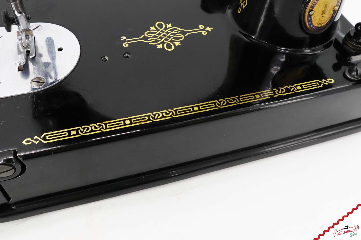 Singer Featherweight 221 Sewing Machine, Centennial: AK616***