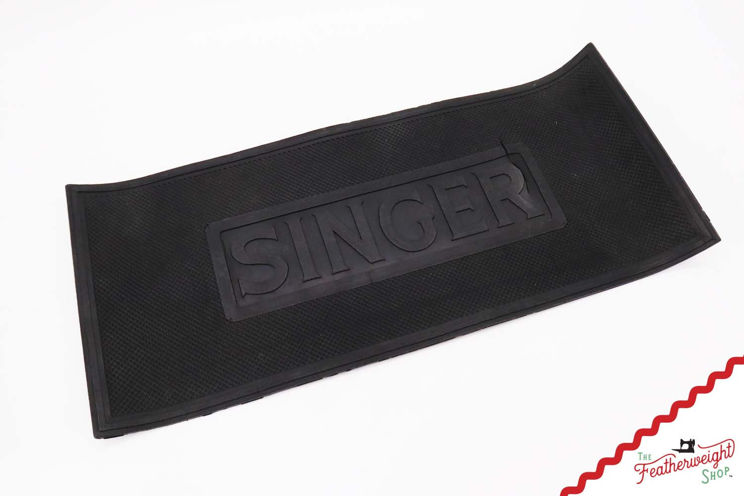 Singer Featherweight 222K Sewing Machine, Red 'S' - ER3172** - 1960