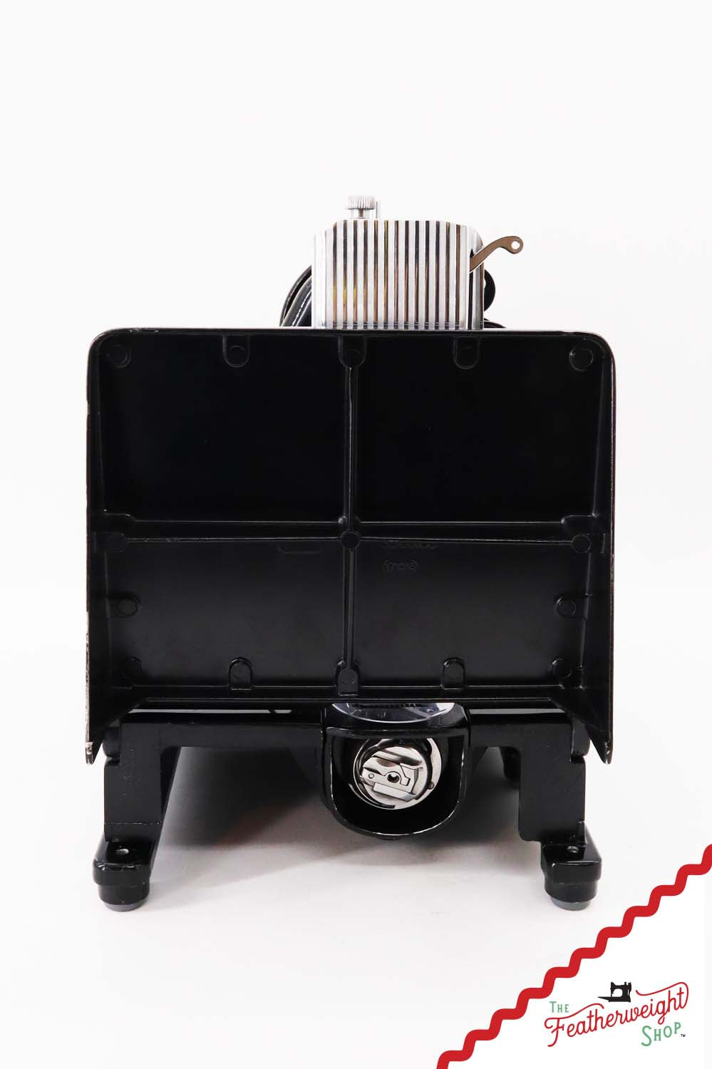 Singer Featherweight 222K Sewing Machine, Red 'S' - ER3172** - 1960