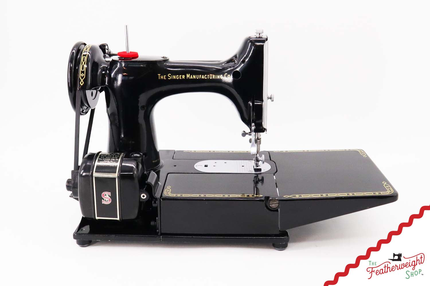 Singer Featherweight 222K Sewing Machine, Red 'S' - ER3172** - 1960