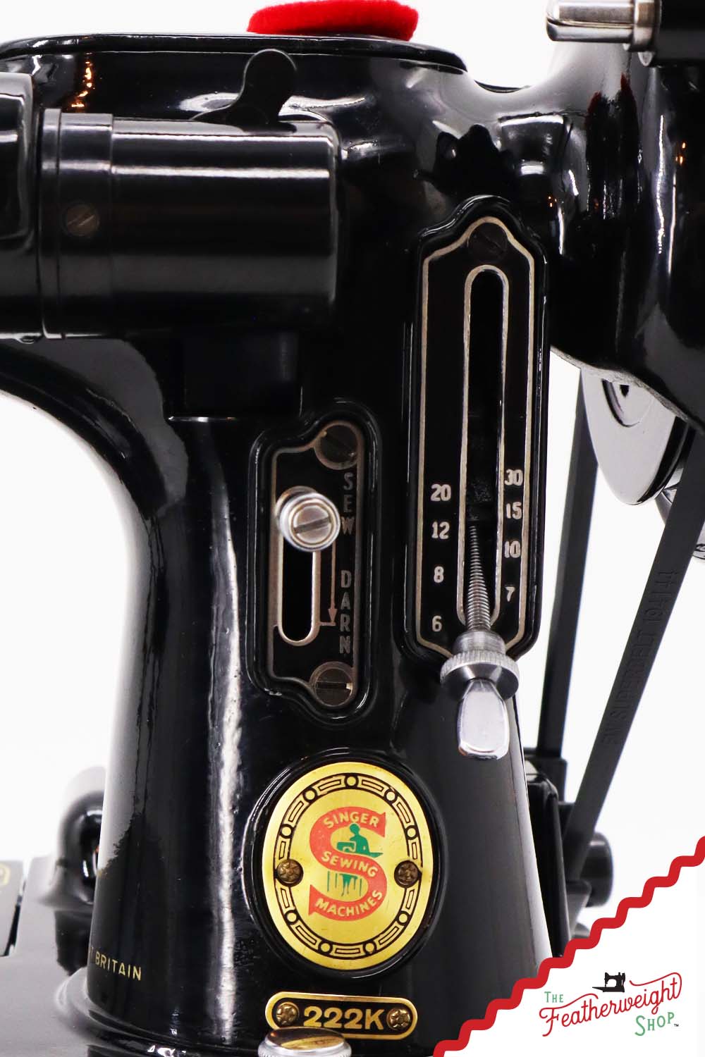 Singer Featherweight 222K Sewing Machine, Red 'S' - ER3172** - 1960