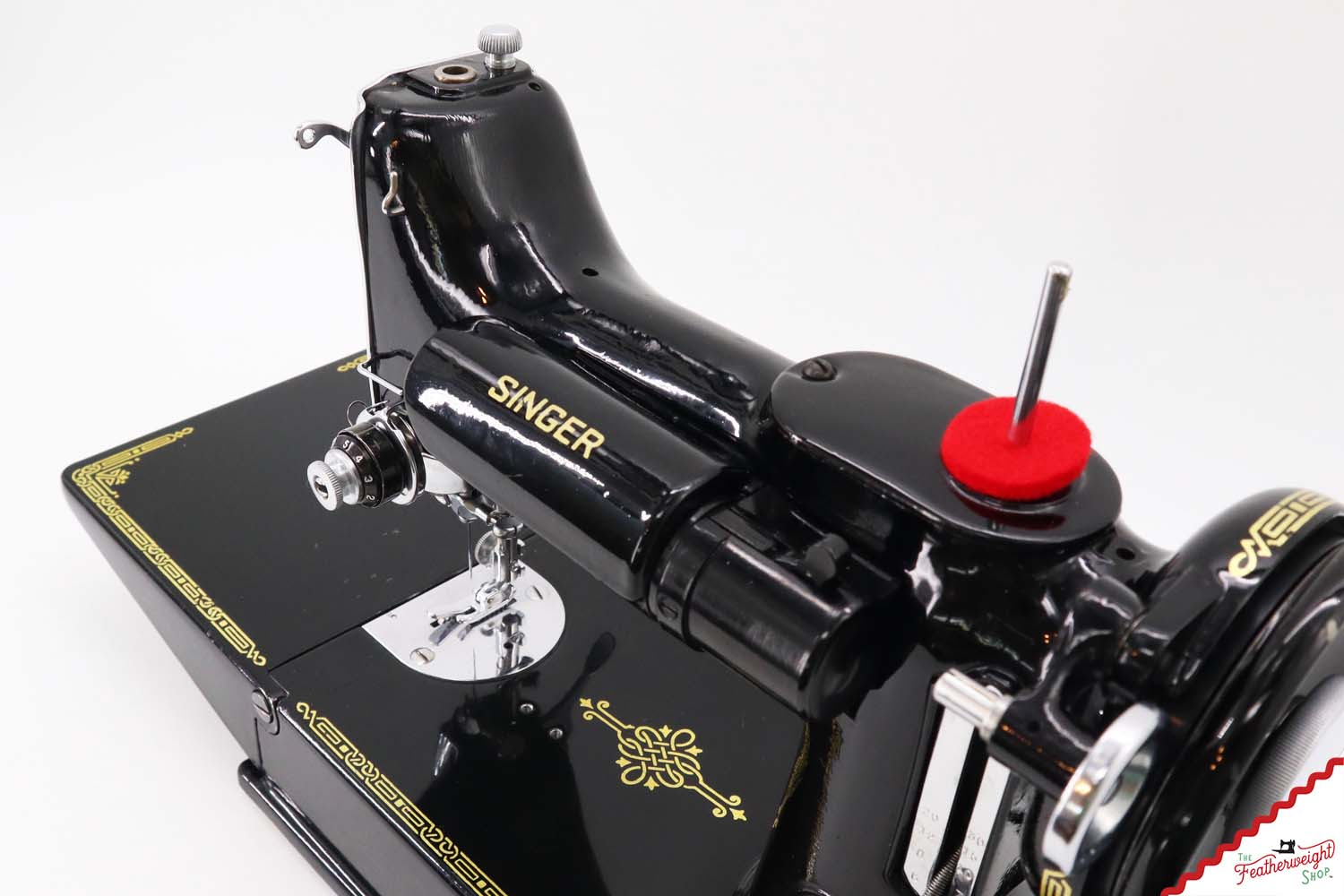 Singer Featherweight 221K Sewing Machine, 1952 - EH372***