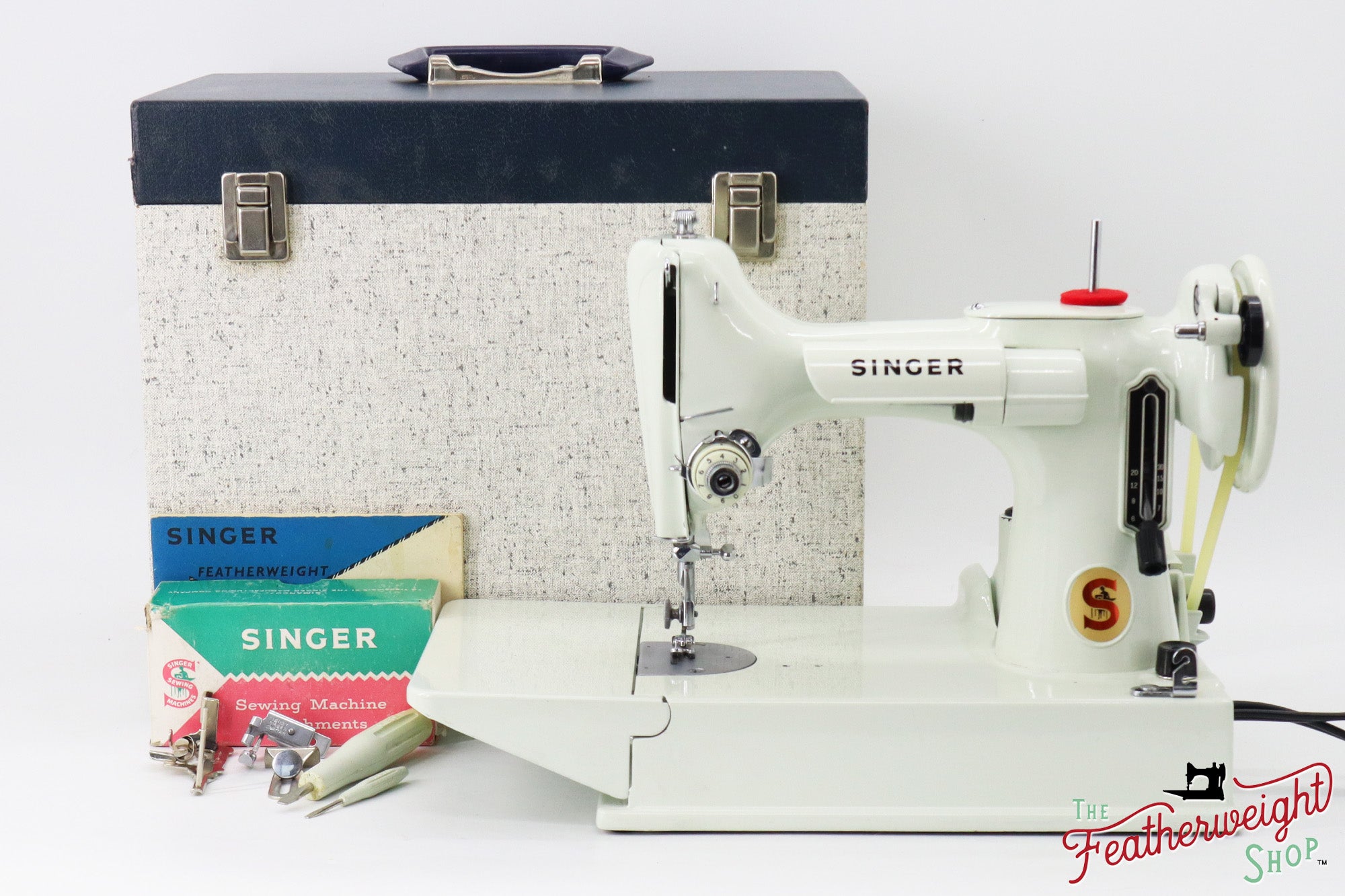 Singer Featherweight 221K Sewing Machine, WHITE EV9937** - RARE Case!