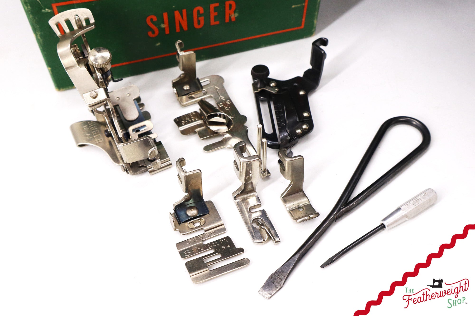 Singer Featherweight 221 Sewing Machine, AK988*** - 1952