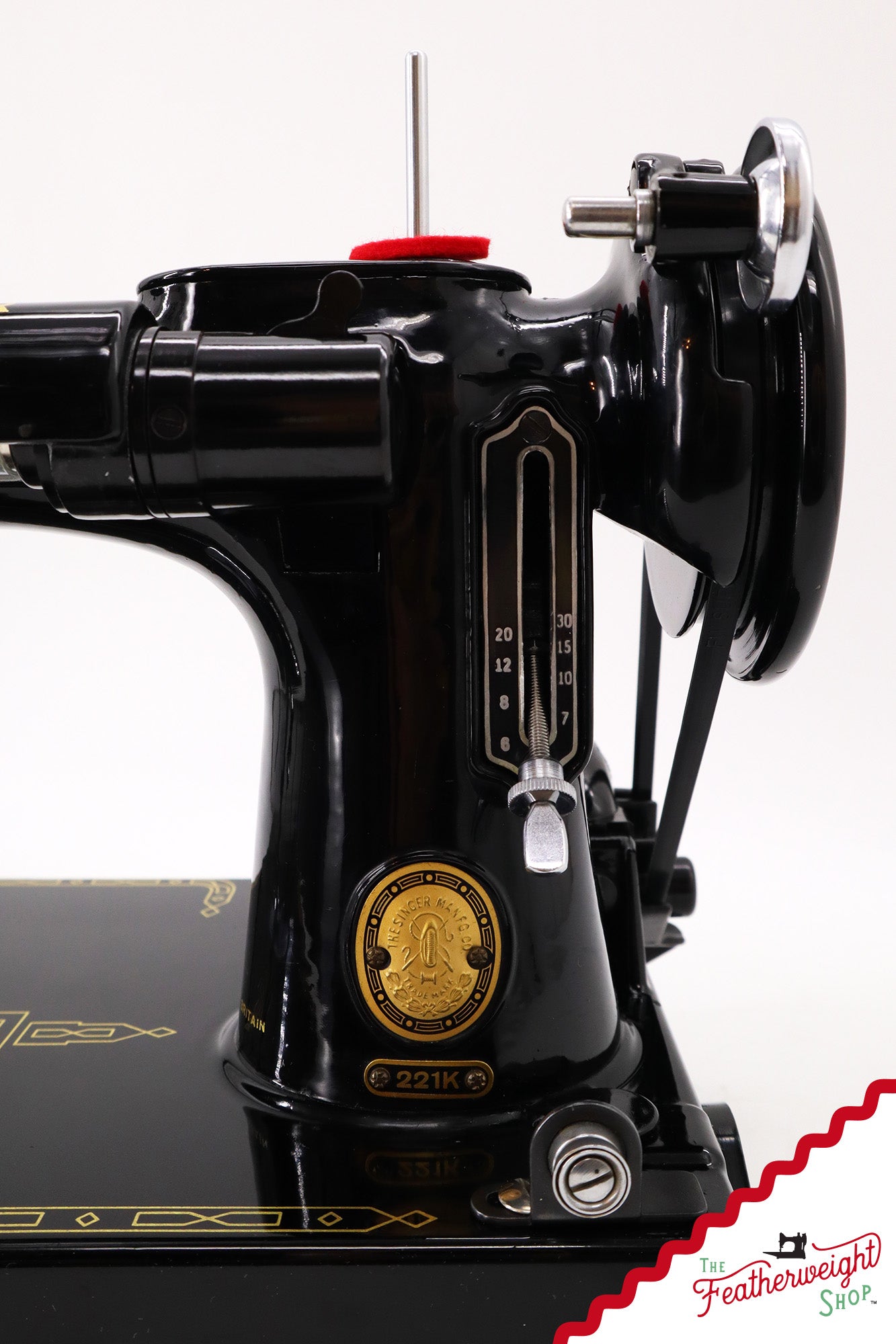 Singer Featherweight 221K Sewing Machine, 1955 - EK209***