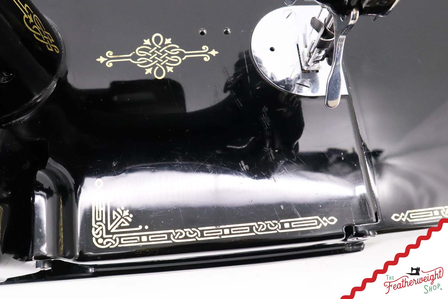 Singer Featherweight 221 Sewing Machine, AK9930** - Quilter's Special!
