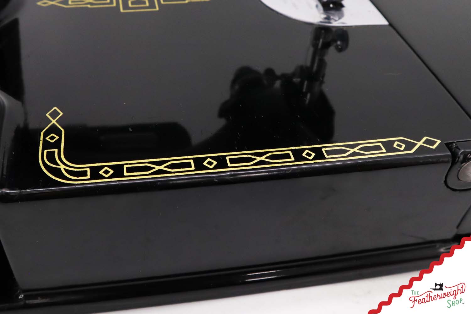 Singer Featherweight 221K Sewing Machine, 1957 - EM0203**