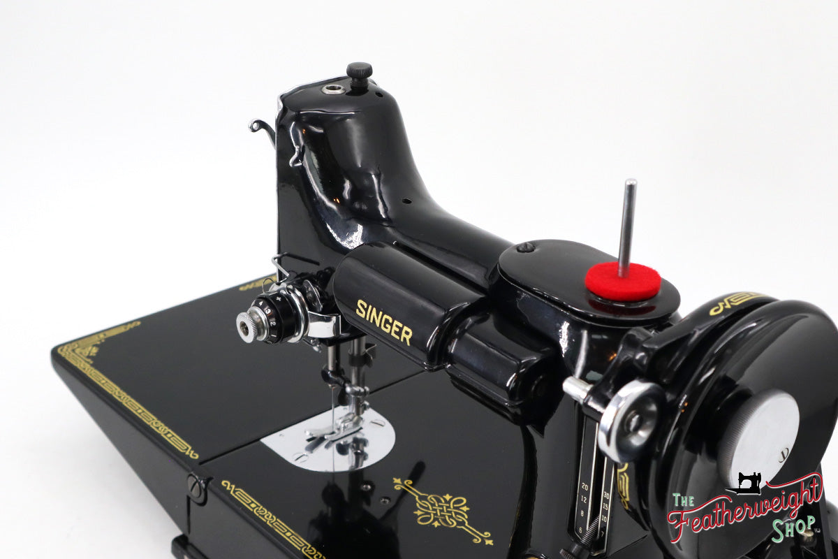 Singer Featherweight 221 Sewing Machine, Centennial: AK606***