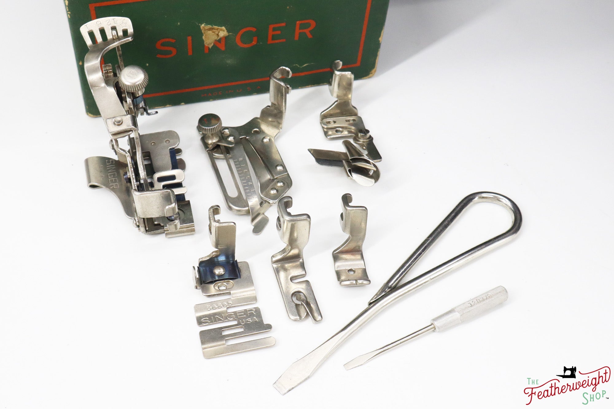 Singer Featherweight 221, AD946*** - Fully Restored in Black Iris