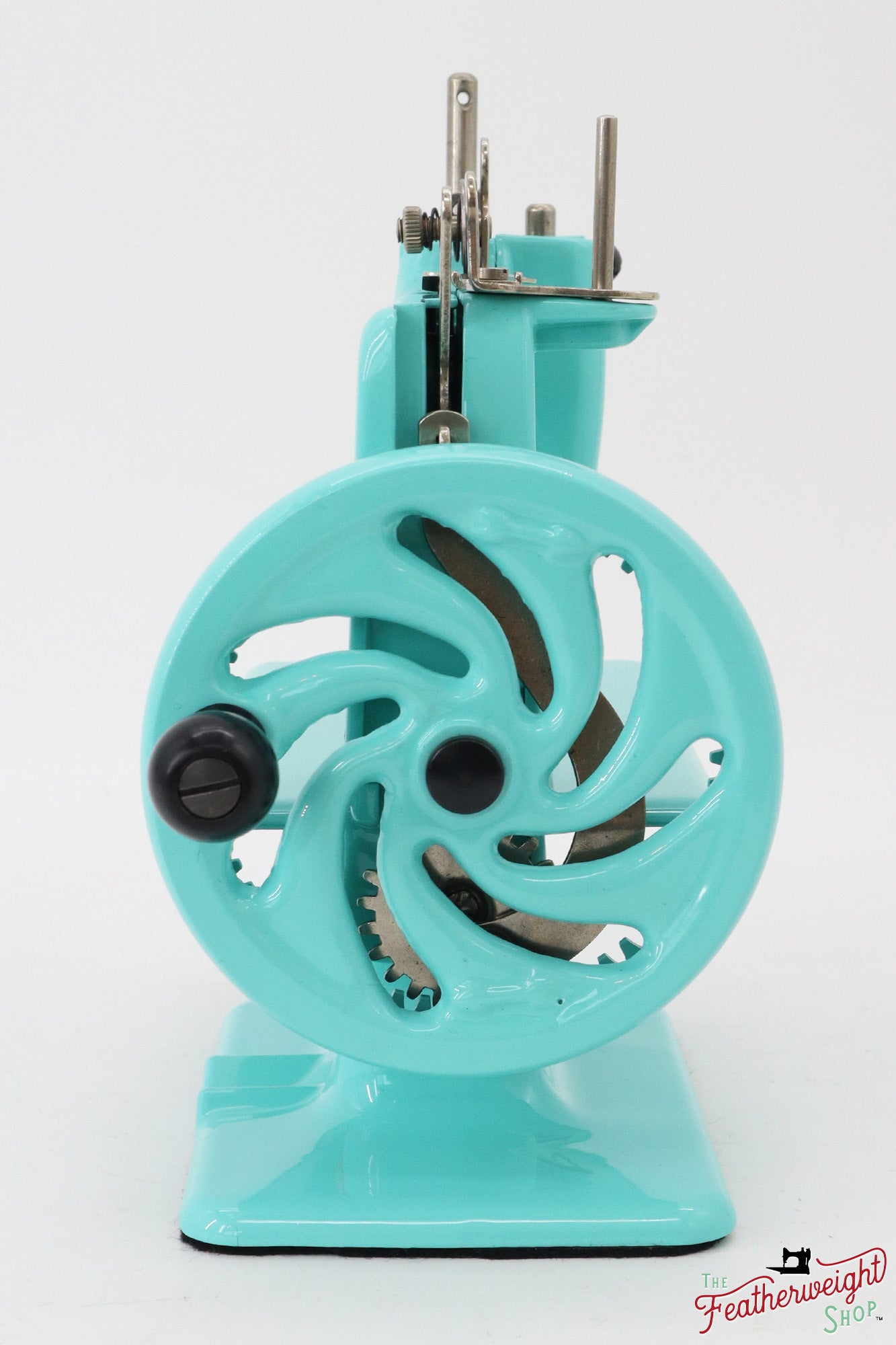 Singer Sewhandy Model 20 - Fully Restored in Tiffany Blue - March 2024, Faire