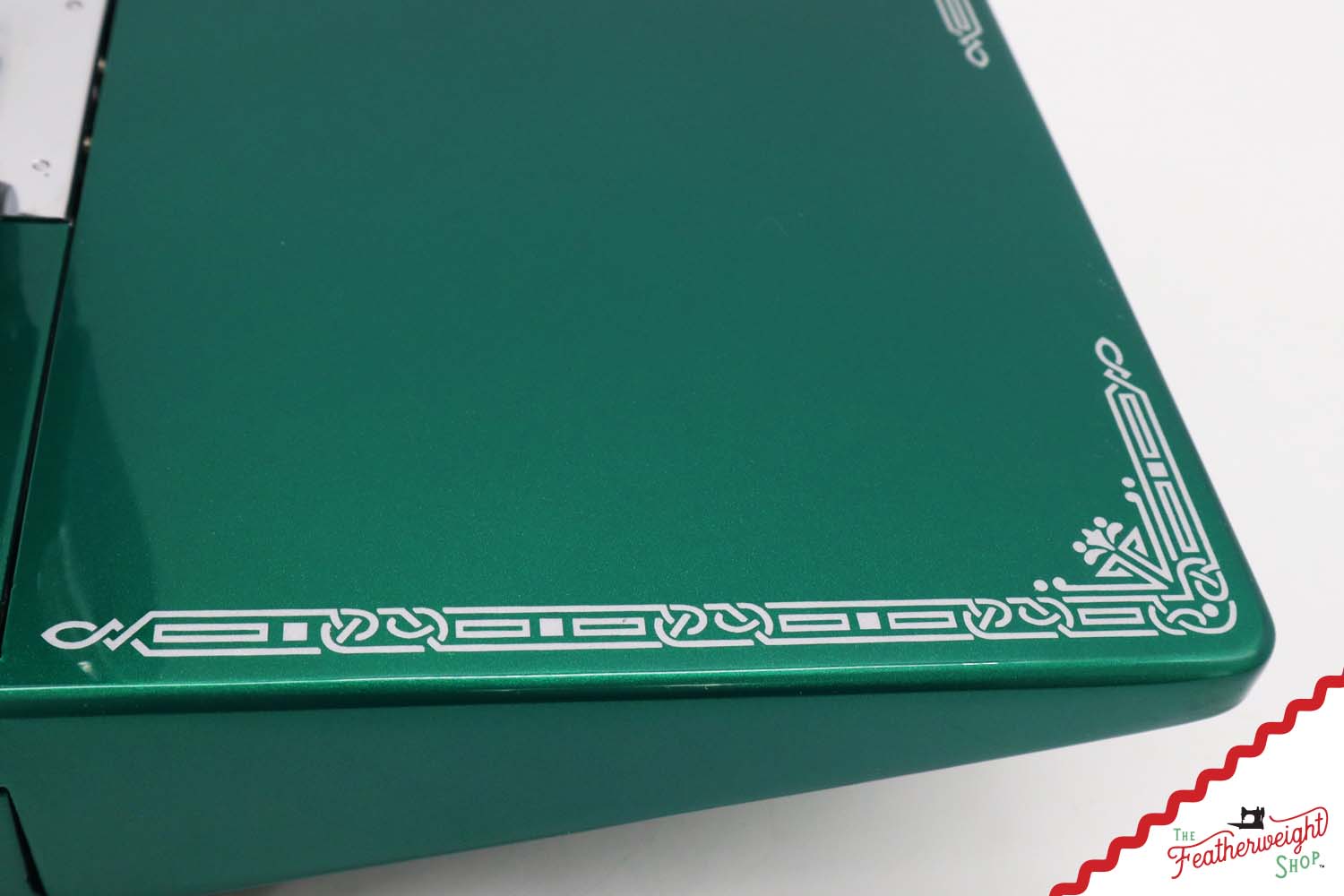 Singer Featherweight 221 AH053*** - Fully Restored in Emeral Green