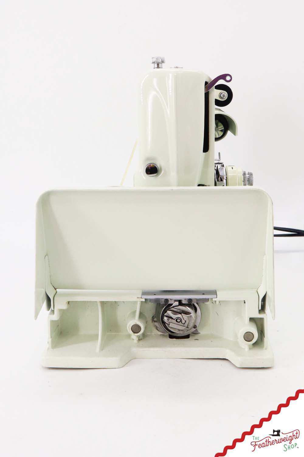 Singer Featherweight 221K Sewing Machine, WHITE - EY991***