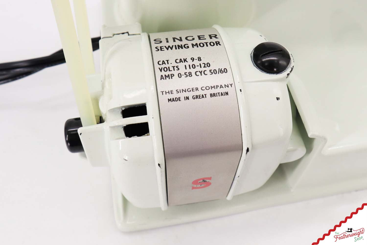 Singer Featherweight 221K Sewing Machine, WHITE - EY991***
