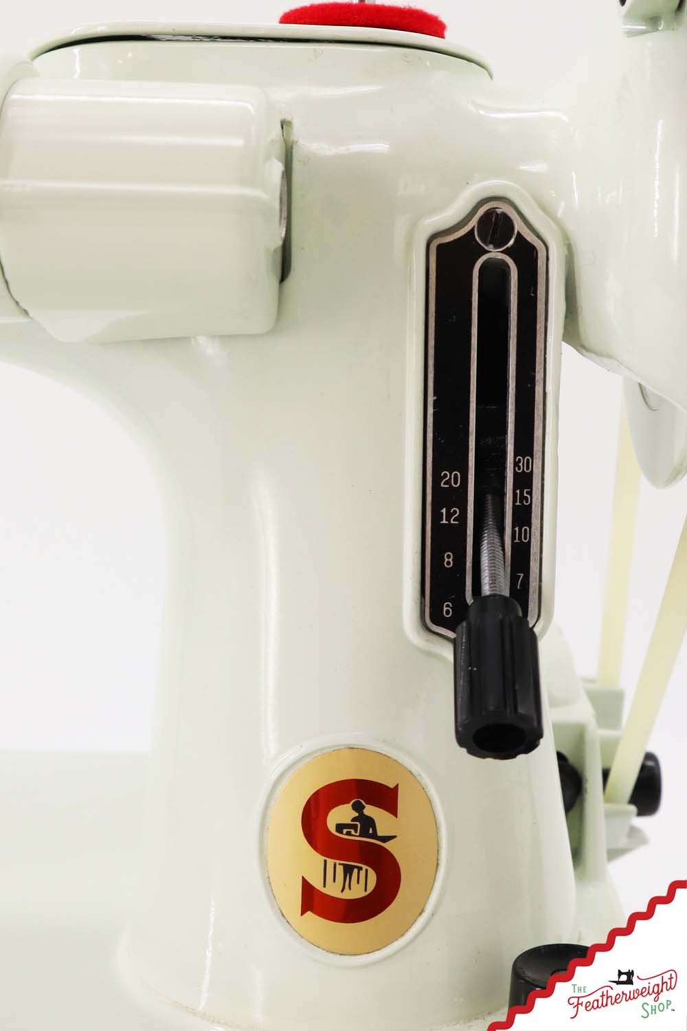 Singer Featherweight 221K Sewing Machine, WHITE - EY991***